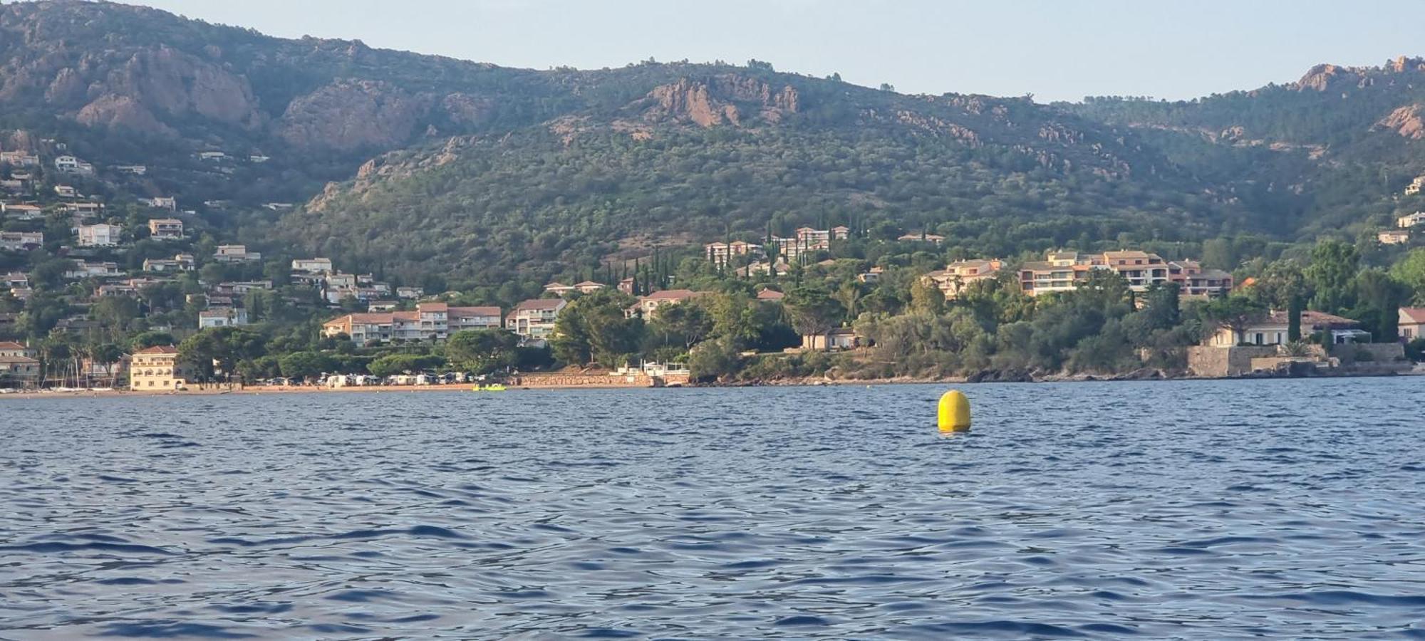 Agay Cap Esterel Village Allee Fleurs - F2 Clim Vue Golf Et - Grande Terrasse Plein Sud Apartment *