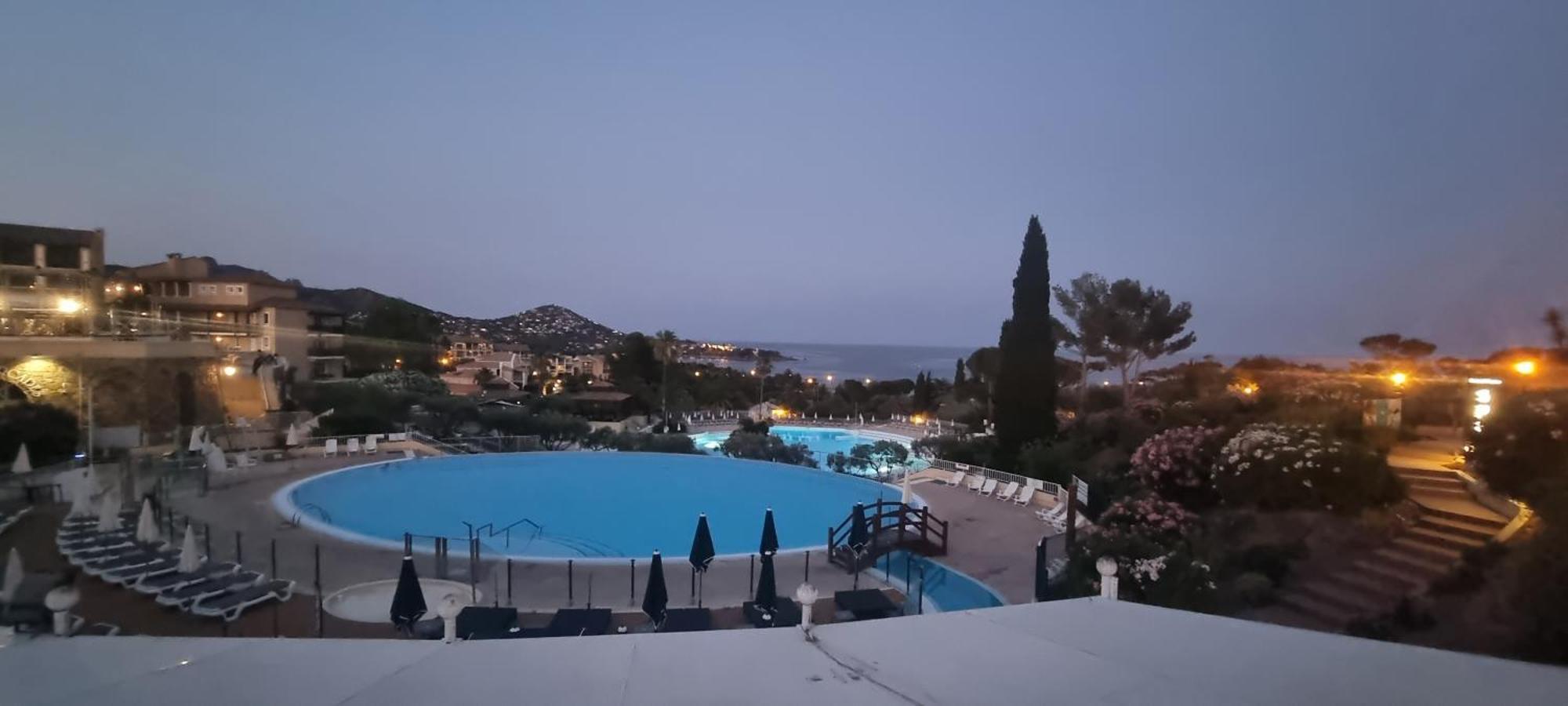 Agay Cap Esterel Village Allee Fleurs - F2 Clim Vue Golf Et - Grande Terrasse Plein Sud * Saint-Raphael (Var)
