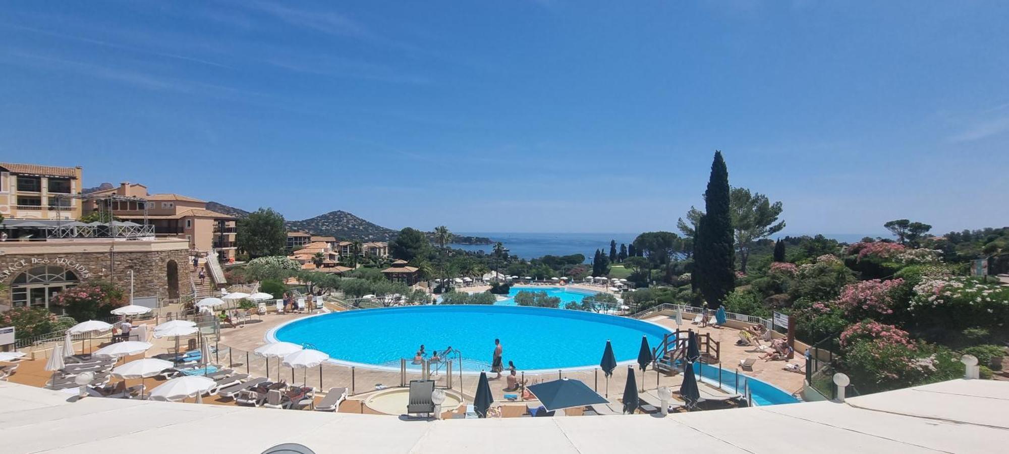 Agay Cap Esterel Village Allee Fleurs - F2 Clim Vue Golf Et - Grande Terrasse Plein Sud * Saint-Raphael (Var)