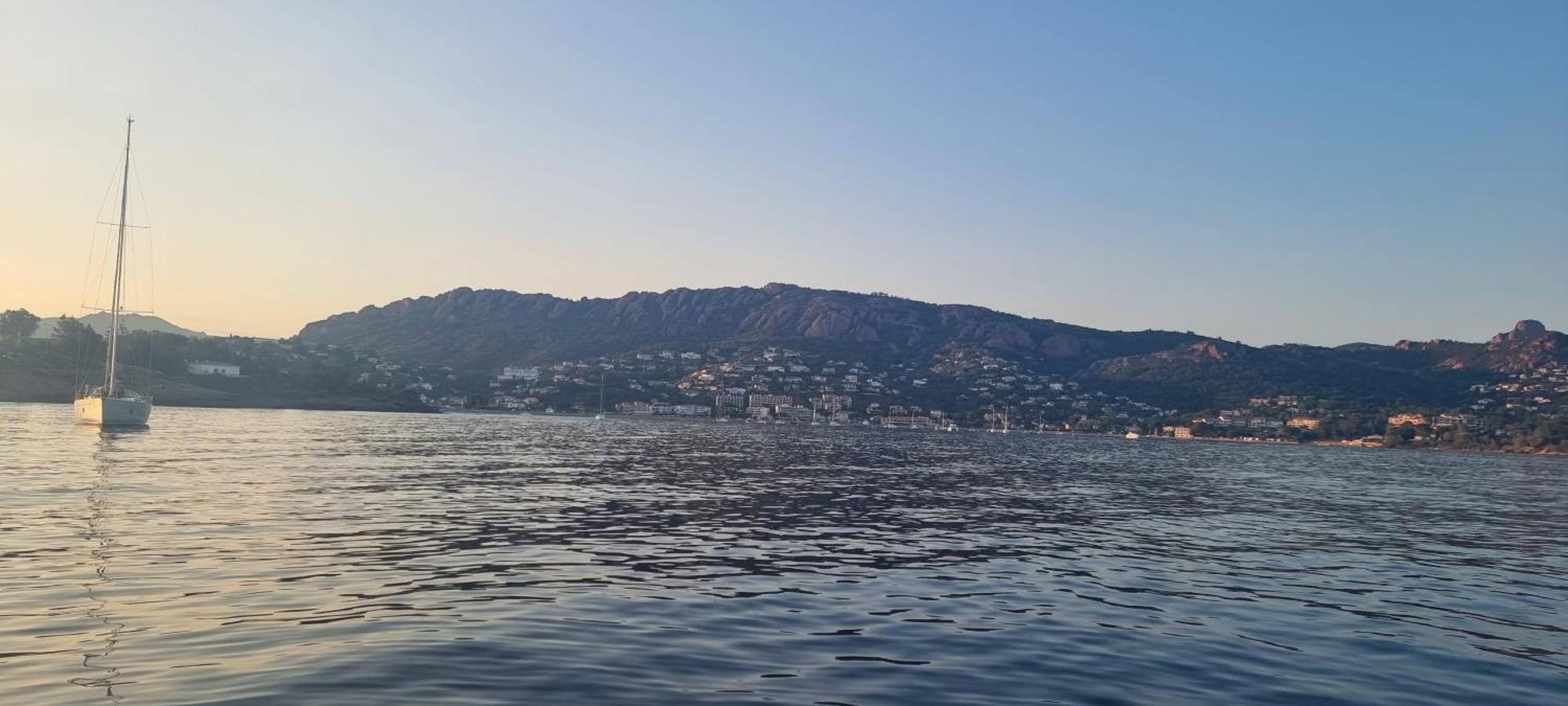 Agay Cap Esterel Village Allee Fleurs - F2 Clim Vue Golf Et - Grande Terrasse Plein Sud Apartment *