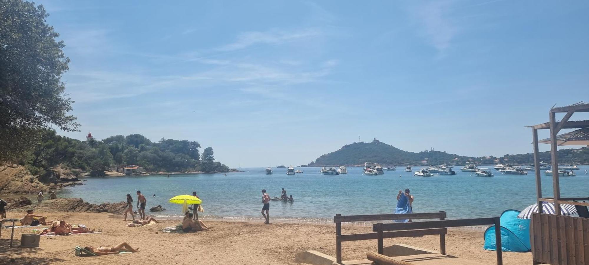 Agay Cap Esterel Village Allee Fleurs - F2 Clim Vue Golf Et - Grande Terrasse Plein Sud * Saint-Raphael (Var)