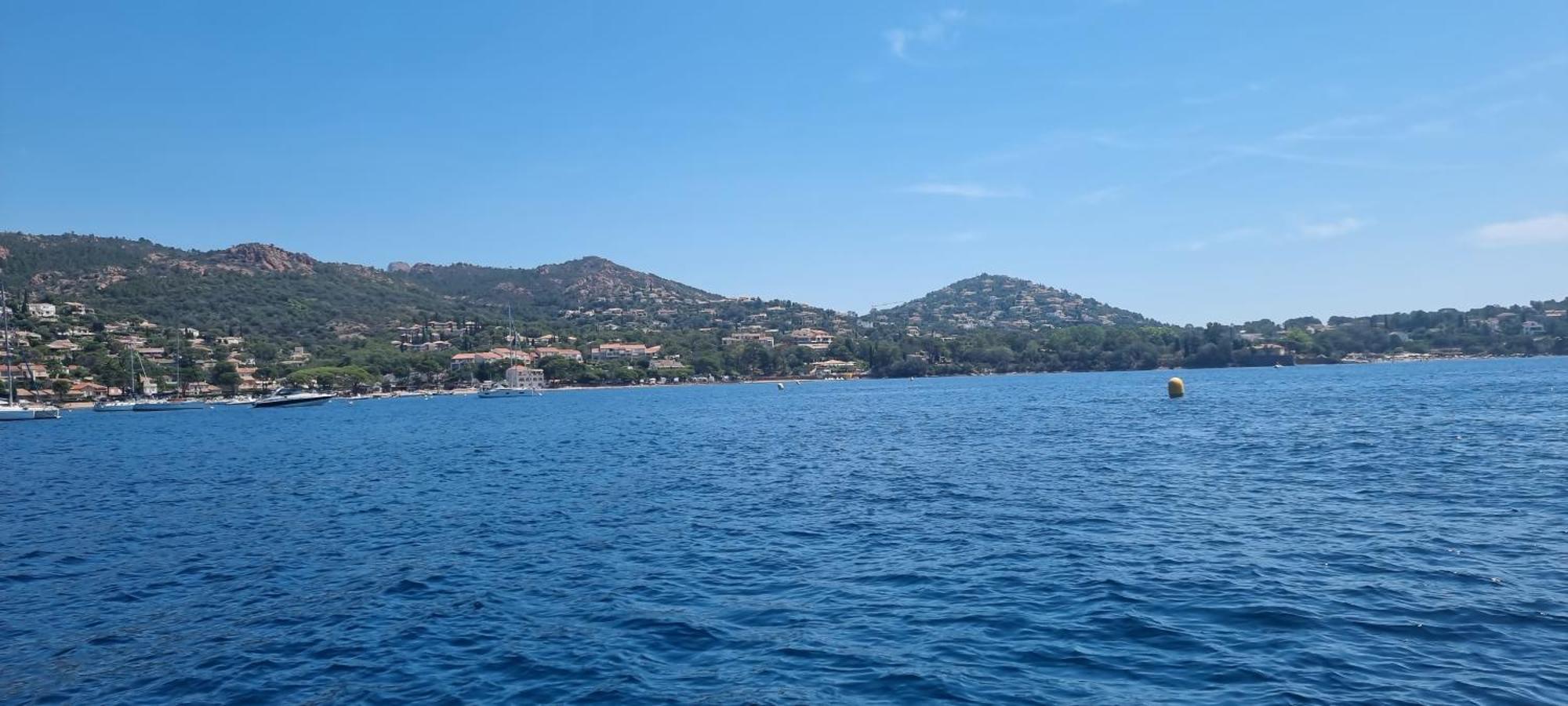 Agay Cap Esterel Village Allee Fleurs - F2 Clim Vue Golf Et - Grande Terrasse Plein Sud Apartment *