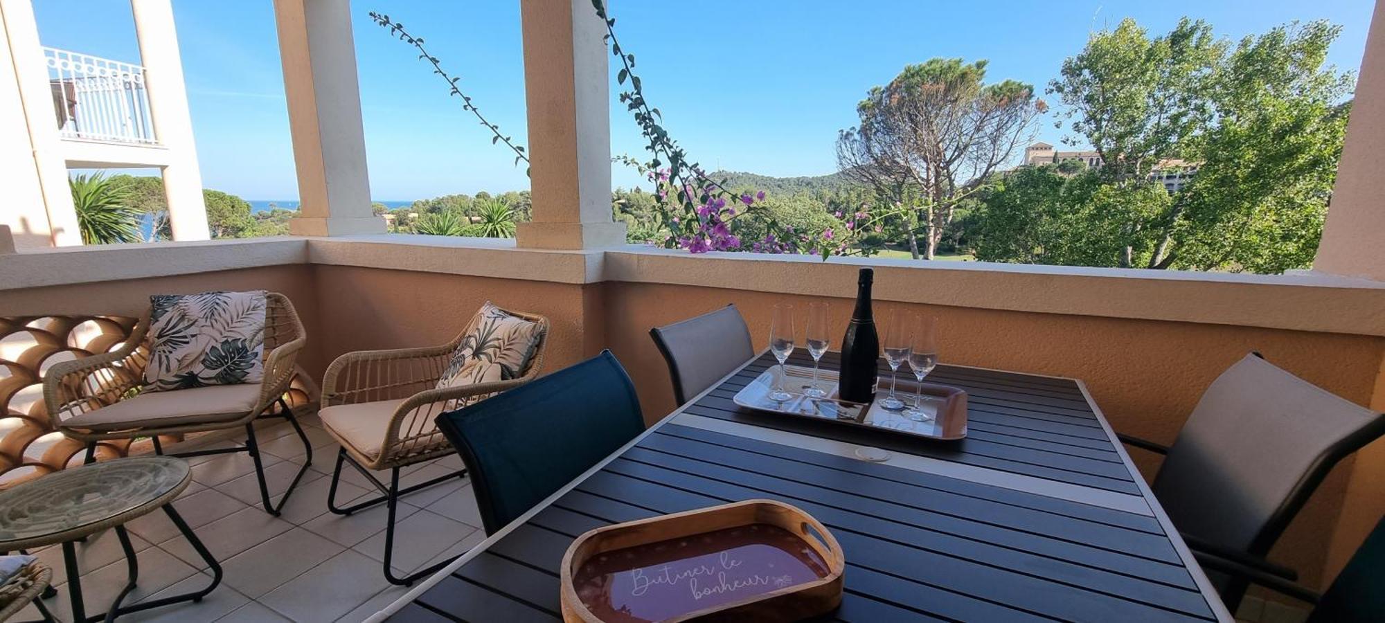 Agay Cap Esterel Village Allee Fleurs - F2 Clim Vue Golf Et - Grande Terrasse Plein Sud Apartment