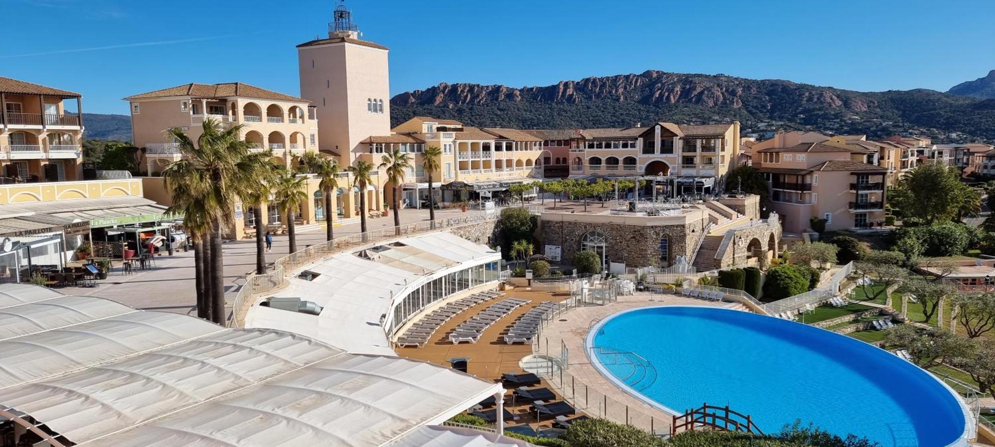 Agay Cap Esterel Village Allee Fleurs - F2 Clim Vue Golf Et - Grande Terrasse Plein Sud